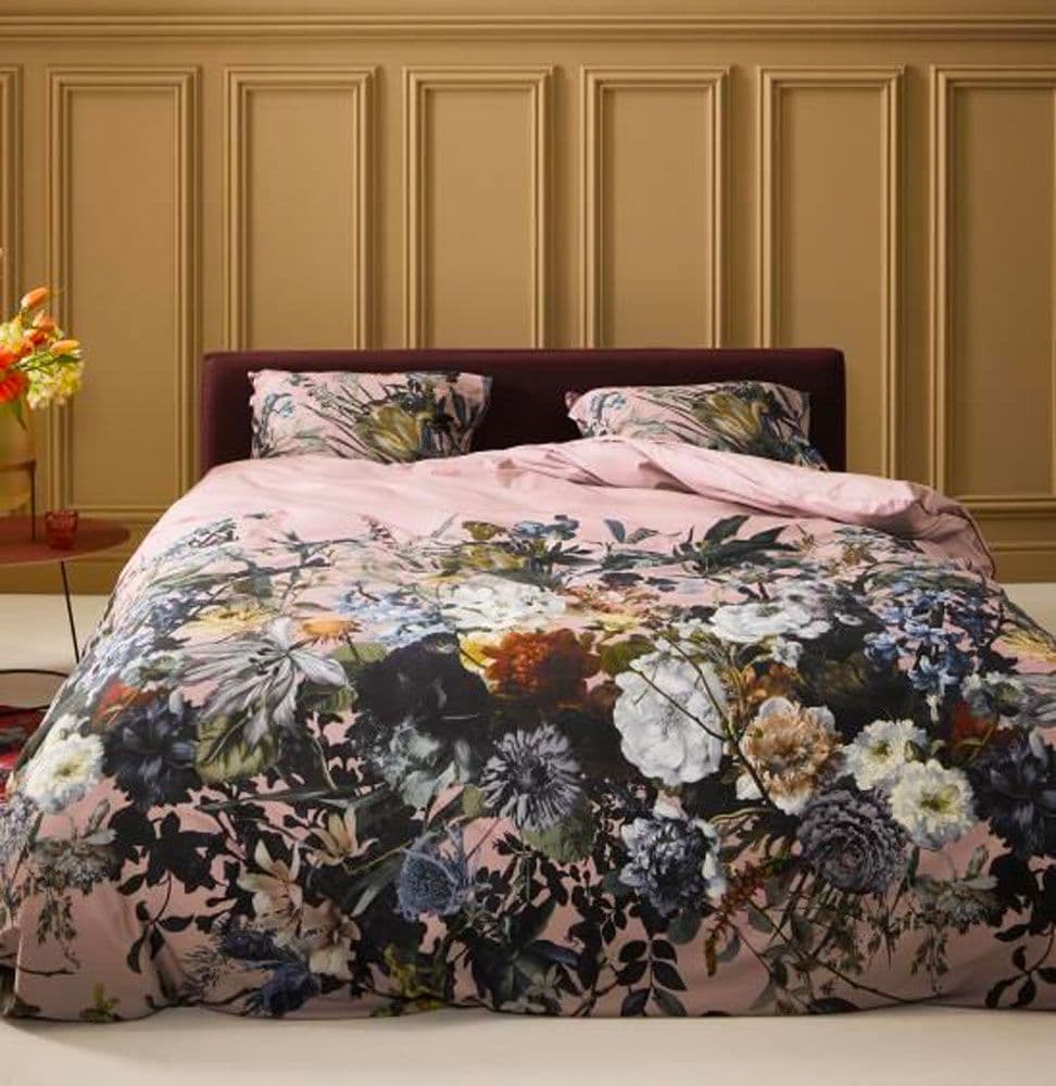 eleanor_duvet_cover_woodrose_401751_100_484_lr_s1_p_c3d0eb4a.jpg